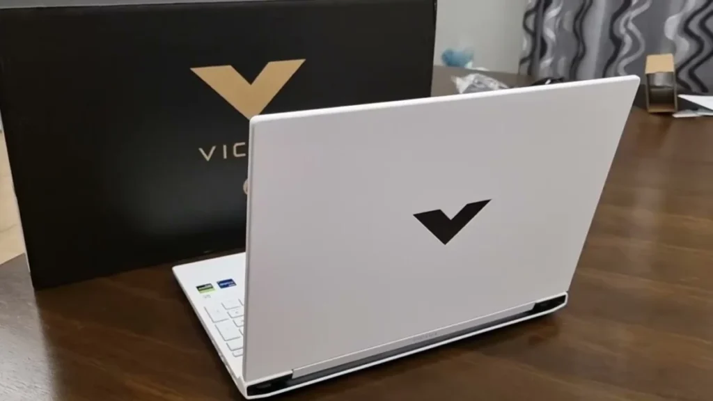 HP Victus